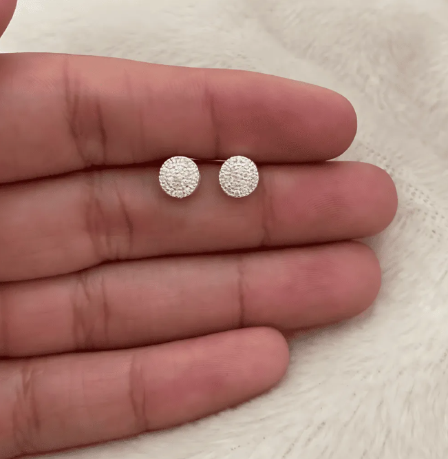 Brinco de prata 925 redondo cravejado