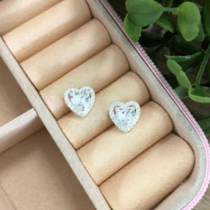 Brinco de prata 925 coração zircônia 6mm com borda cravejada