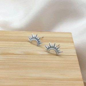 Brinco de prata 925 meia lua spikes