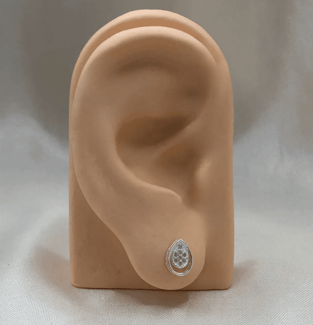 Brinco de prata 925 gota vazada com detalhe cravejado | Brincos