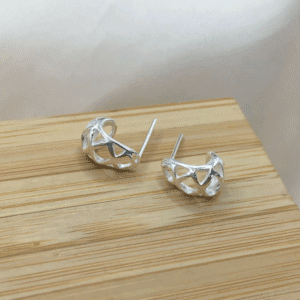 Brinco de prata 925 gota vazada trabalhada | Brincos