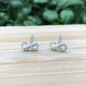 Brinco de prata 925 mini infinito cravejado | Brincos