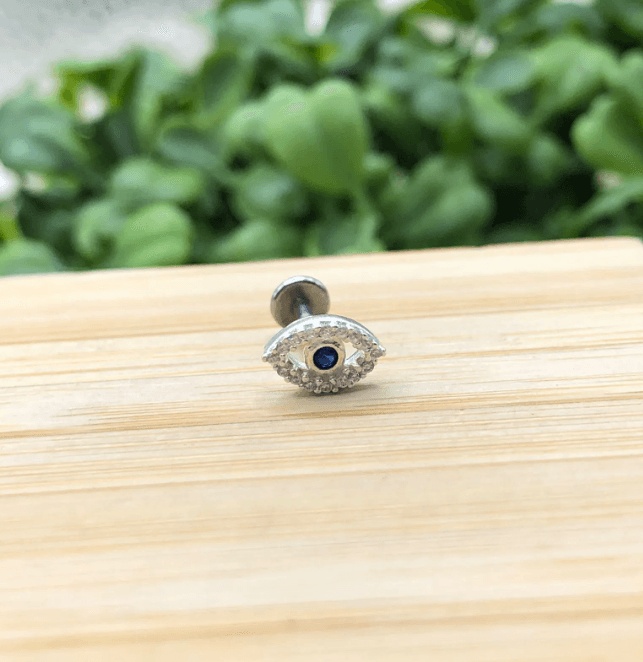 Piercing de prata 925 de furo h8 olho grego cravejado base reta para tragus, helix e tash rock | Piercing