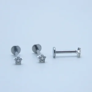 Piercing Tragus Estrela Cravejada em Prata 925