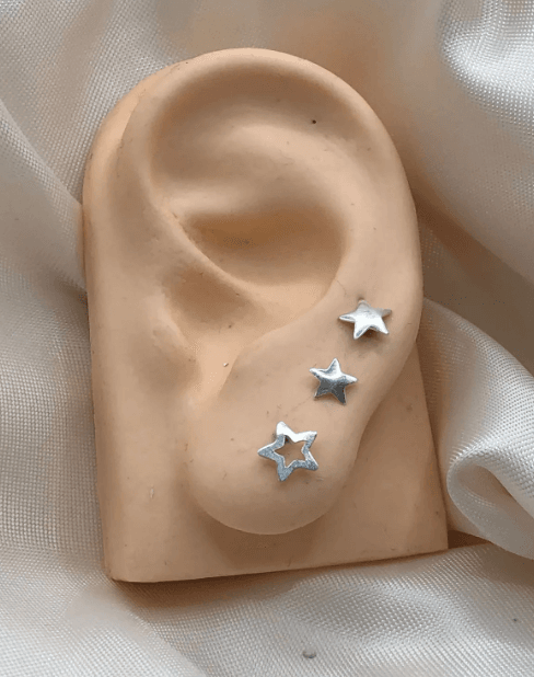 Trio de brincos de prata 925 formas de estrelas abauladas e vazada | Brincos