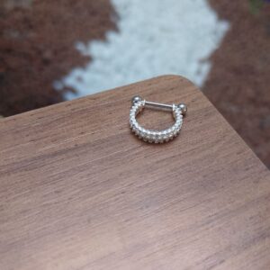 Piercing de prata 925 dois filetes cravejados para conch