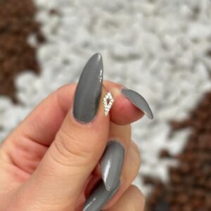 Piercing de prata 925 cravejado vazado para hélix, tragus, lóbulo e tash rock