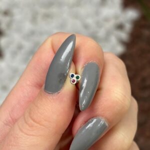 Piercing de prata 925 Florzinha e pontos para hélix, tragus, lóbulo e tash rock