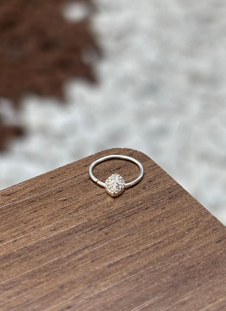 PIERCING ARGOLA TORÇÃO 8MM ZIRCONIA NAVETE MEIO PRATA 925