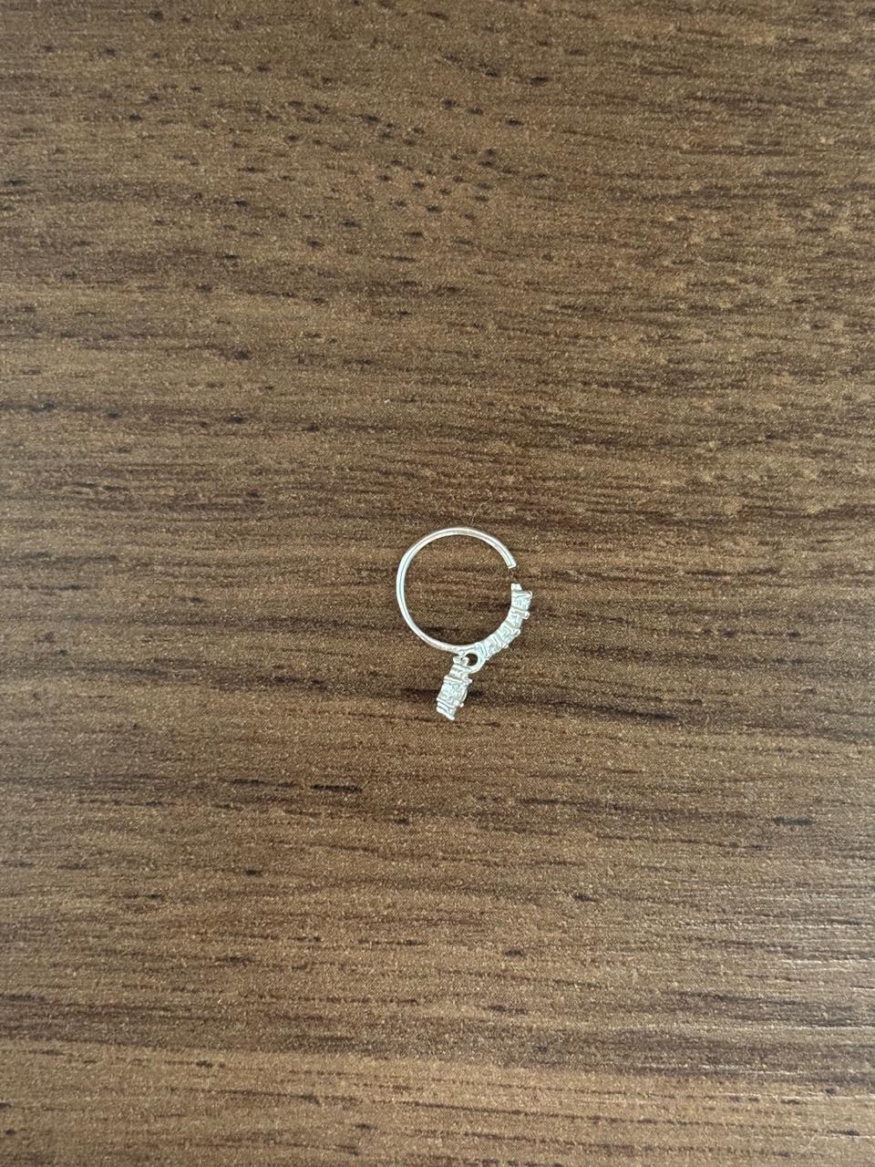 Piercing argolinha cravejada com pingente flor cravejada - Prata 925 - Imagem 4