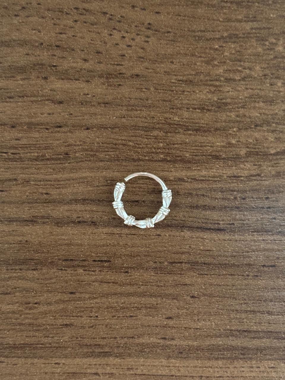 PIERCING ARGOLA COROA COM PONTA PRATA 925 - Imagem 3