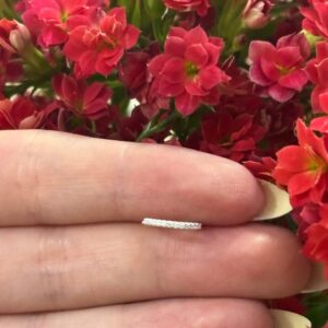 Piercing argola em zircônia branca cravejada Prata 925 | Piercing