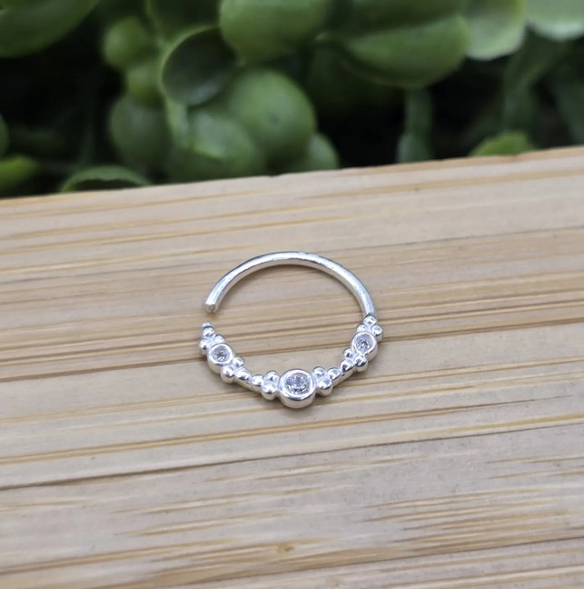 Piercing de prata 925 argola com três pontos de luz para septo | Piercing