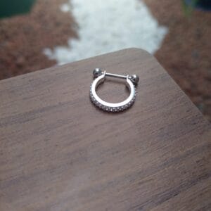 Piercing de prata 925 de furo argola cravejada para lábio, labret e daith | Piercing