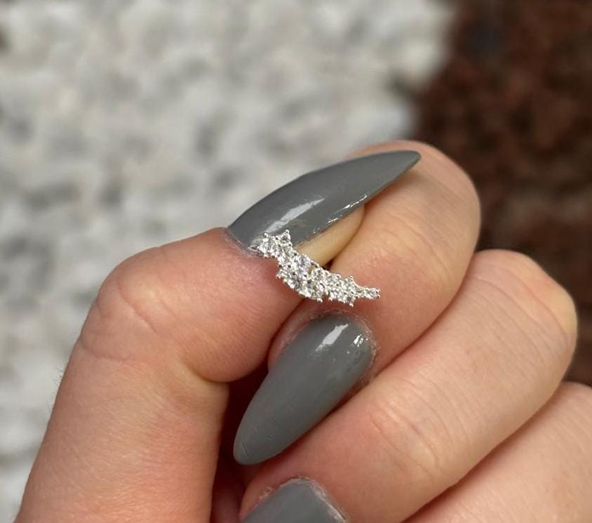 Piercing de prata 925 de furo h6 9 folhas cravejada base bolinha para conch, helix e lóbulo | Piercing