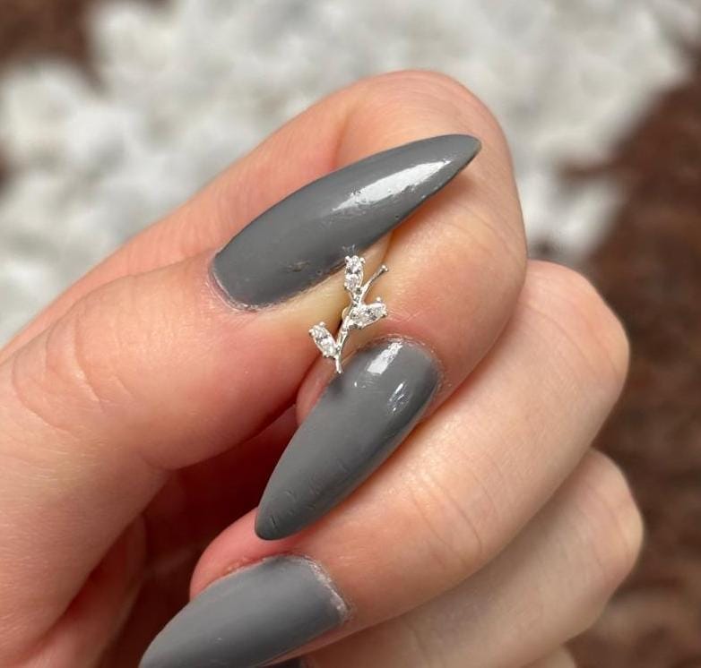 Piercing de prata 925 ramo de folha para hélix, tragus, lóbulo e tash rock | Piercing