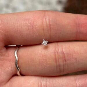 Piercing trágus zircônia - prata 925 | Piercing