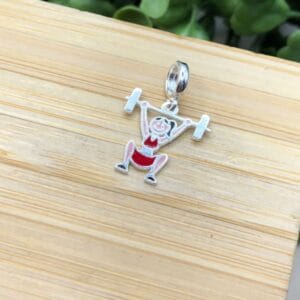 Berloque-de-prata-925-mulher-com-barra-academia