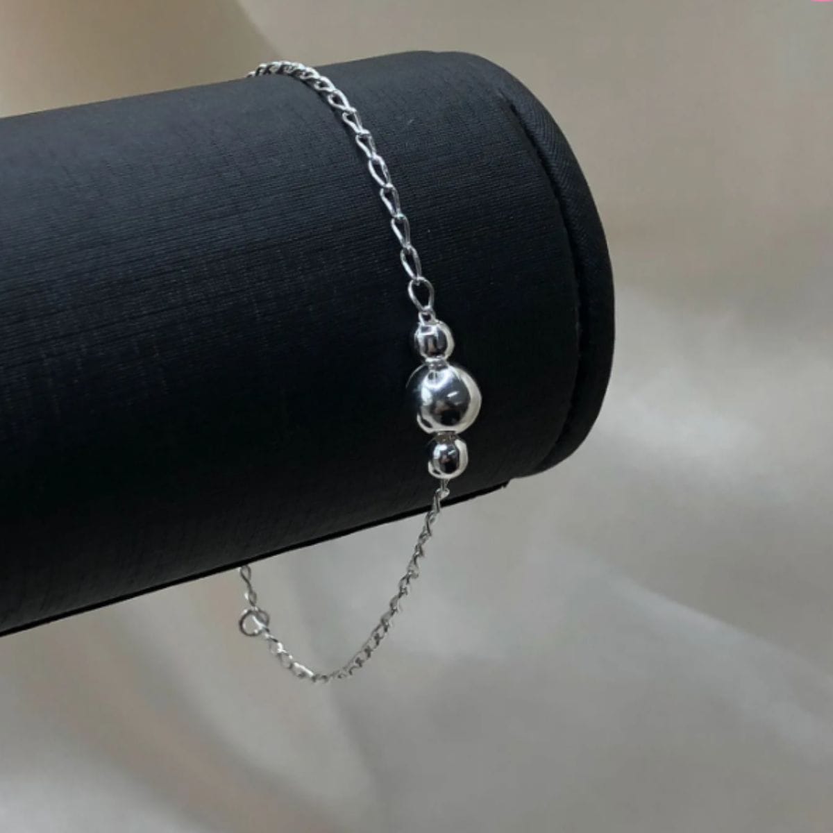 Pulseira de prata 925 com 1 bola 7mm e 2 bolas 4mm - Imagem 2