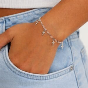 Pulseira-de-prata-925-com-pingente-pendurado-5-mini-cruz-chapinha-1,8gr